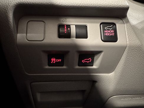 Used 2014 Subaru Forester 2.5i Touring image 13