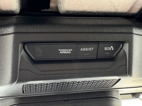 New 2026 Jeep Gladiator Mojave w/ Safety Group AWD/4WD image 22