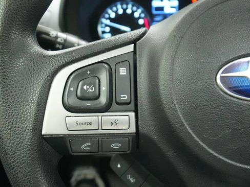 Used 2017 Subaru Forester 2.5i Premium AWD/4WD image 37