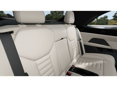 New 2026 BMW 440i xDrive Convertible w/ Premium Package AWD/4WD image 12