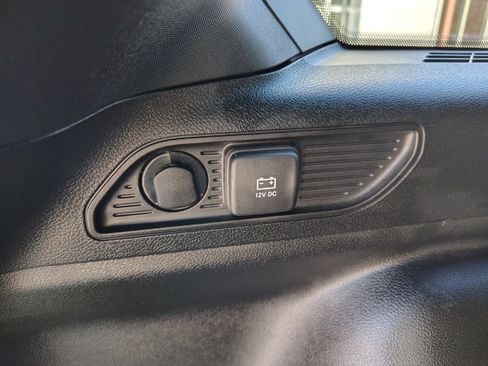 Certified 2025 Jeep Grand Cherokee Altitude image 13