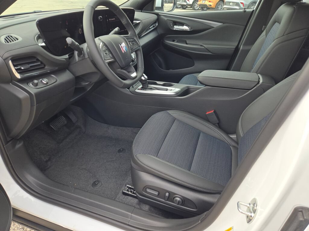 New 2026 Buick Envista Preferred w/ Convenience I Package FWD image 25