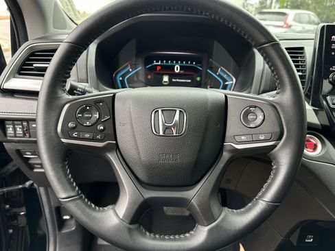 Used 2023 Honda Odyssey EX-L image 6