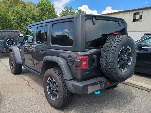 Used 2024 Jeep Wrangler Unlimited Rubicon 4xe AWD/4WD image 2