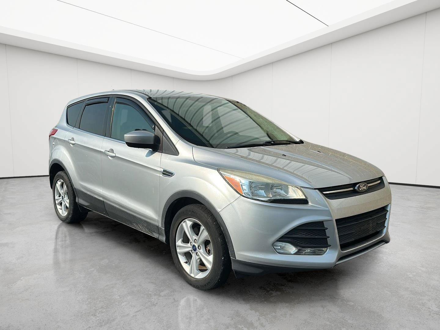 Used 2014 Ford Escape SE AWD/4WD image 2