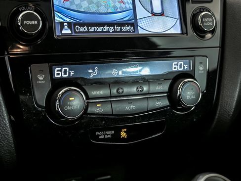 Used 2017 Nissan Rogue Sport SL w/ SL Premium Package AWD/4WD image 24