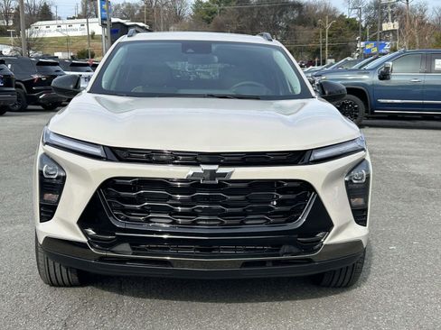 New 2026 Chevrolet Trax ACTIV w/ Sunroof Package image 8