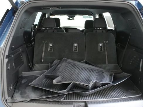 Certified 2026 Chevrolet Traverse LT FWD image 28