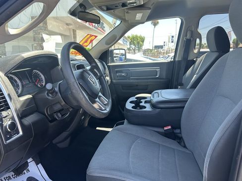 Used 2021 RAM 1500 Classic SLT RWD image 12