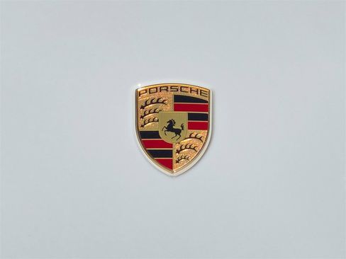 Certified 2026 Porsche Macan Turbo image 27