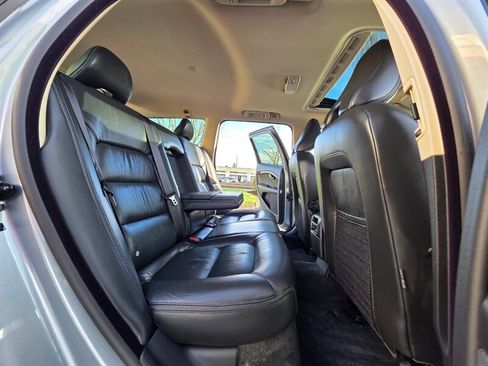 Used 2008 Volvo XC70 3.2 image 16