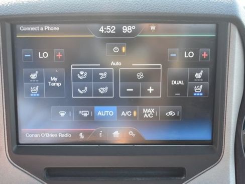 Used 2016 Ford F250 Lariat w/ Lariat Ultimate Package AWD/4WD image 33