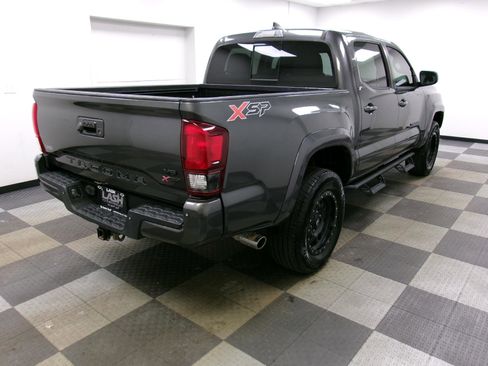 Used 2018 Toyota Tacoma SR5 image 13