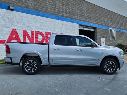 New 2026 RAM 1500 Laramie w/ Laramie Southwest Edition AWD/4WD image 8
