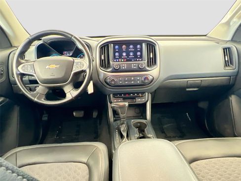 Used 2019 Chevrolet Colorado Z71 AWD/4WD image 30
