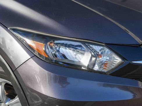 Used 2016 Honda HR-V LX image 2