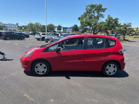 Used 2011 Honda Fit image 2