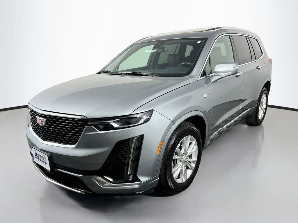 Certified 2024 Cadillac XT6 Luxury w/ LPO, Floor Liner Package AWD/4WD image 3