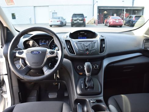 Used 2016 Ford Escape S image 31