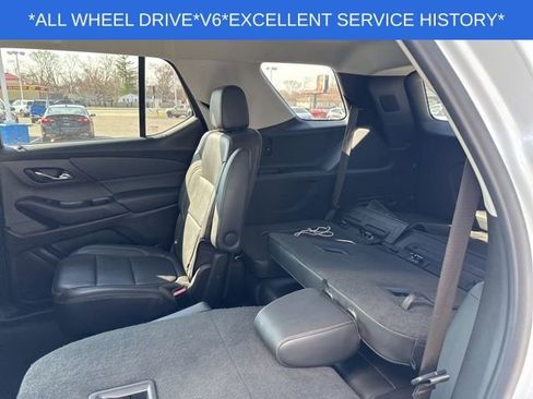 Used 2021 Chevrolet Traverse LT w/ LT Premium Package image 28