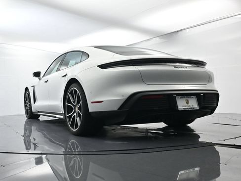 Certified 2025 Porsche Taycan AWD/4WD image 46