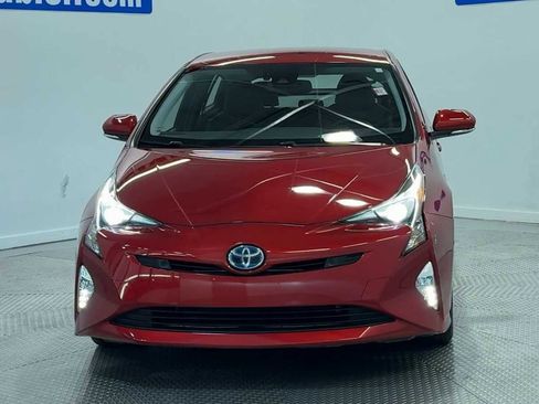 Used 2017 Toyota Prius Four Touring w/ Premium Convenience Package FWD image 3