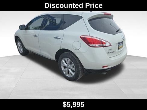 Used 2011 Nissan Murano S image 3