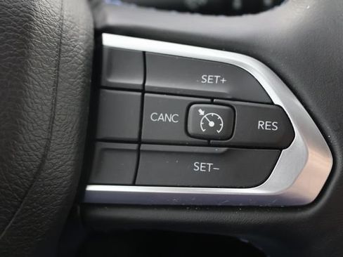Used 2022 Jeep Compass Latitude w/ Convenience Group AWD/4WD image 12