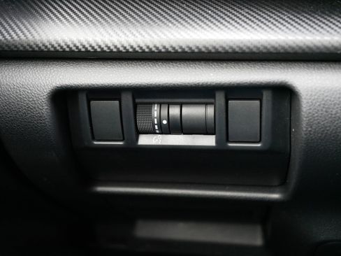 Used 2024 Subaru Crosstrek 2.0i Premium image 26