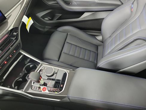 Used 2026 BMW M2 w/ Lighting Package image 23