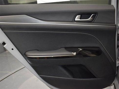 Certified 2025 Kia K5 GT-Line image 15