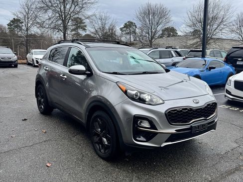 Used 2020 Kia Sportage S w/ S Sunroof Package image 1