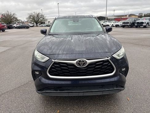 Used 2020 Toyota Highlander XLE image 8