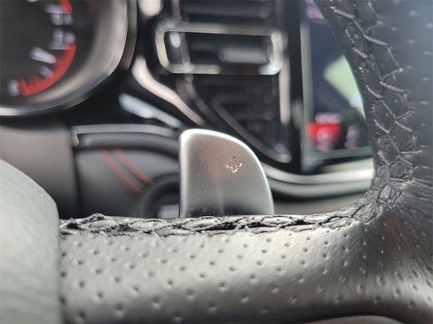 Used 2024 Dodge Durango R/T image 9