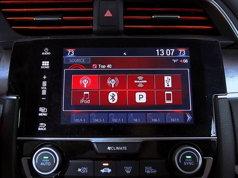 Used 2018 Honda Civic EX-T image 24