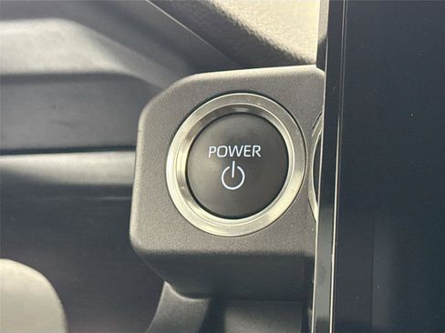 Certified 2025 Toyota 4Runner Trailhunter AWD/4WD image 37