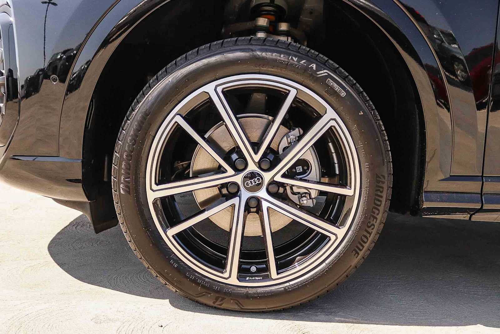 New 2026 Audi Q5 Premium AWD/4WD image 14
