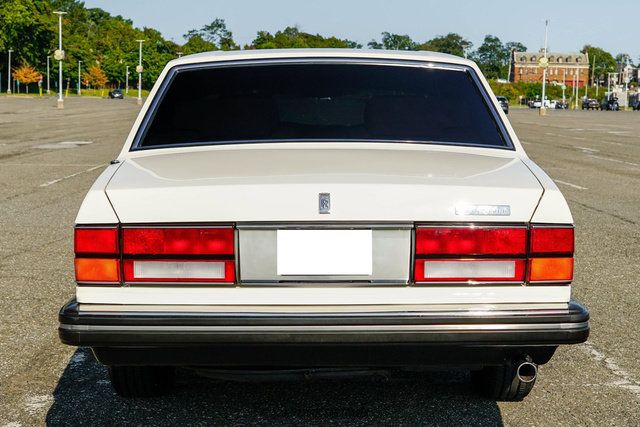 Used 1989 Rolls-Royce Silver Spirit RWD image 7