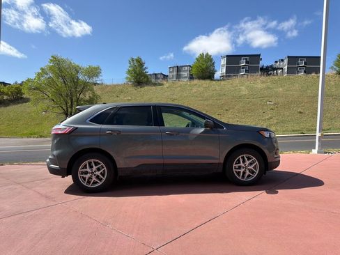 Certified 2024 Ford Edge SEL AWD/4WD image 9