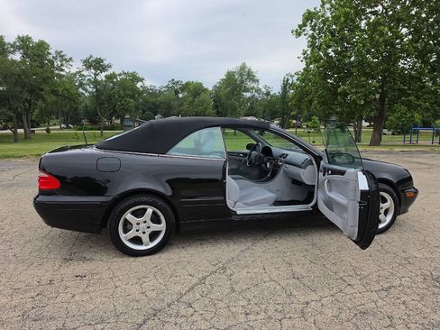 Used 2000 Mercedes-Benz CLK 320 Cabriolet image 21
