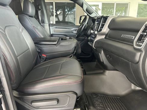 Used 2022 RAM 1500 Big Horn RWD image 24