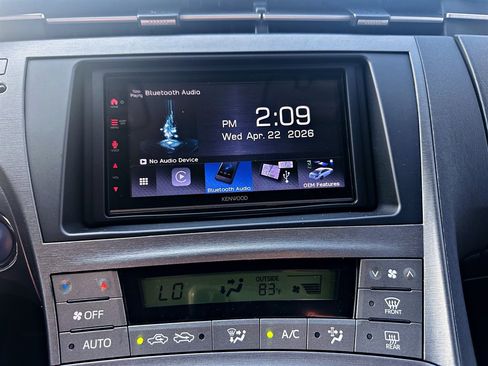 Used 2013 Toyota Prius Five FWD image 16