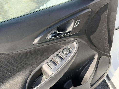 Used 2024 Chevrolet Malibu LT image 18