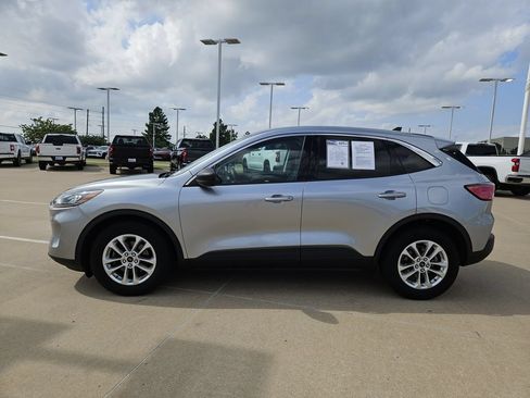 Used 2022 Ford Escape SE FWD image 5