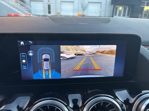 Used 2025 Mercedes-Benz GLA 250 GLA 250 image 26