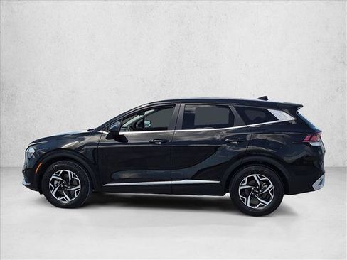 Used 2023 Kia Sportage LX FWD image 9