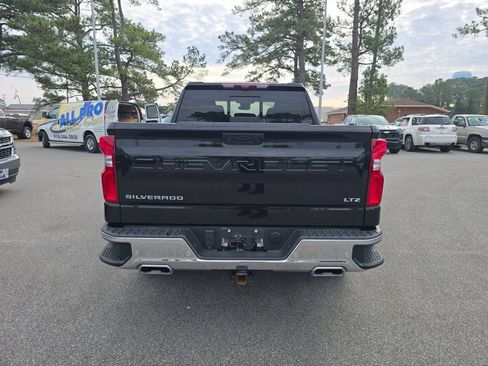 Used 2023 Chevrolet Silverado 1500 LTZ w/ LTZ Premium Package image 4