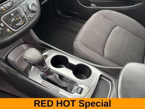 Used 2024 Chevrolet Malibu LS w/ Driver Confidence Package FWD image 25