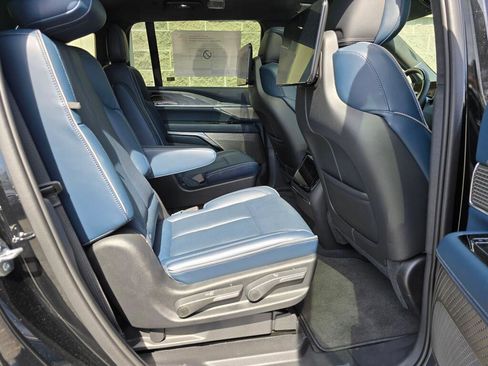New 2025 Cadillac Escalade IQ Sport 2 AWD/4WD image 23