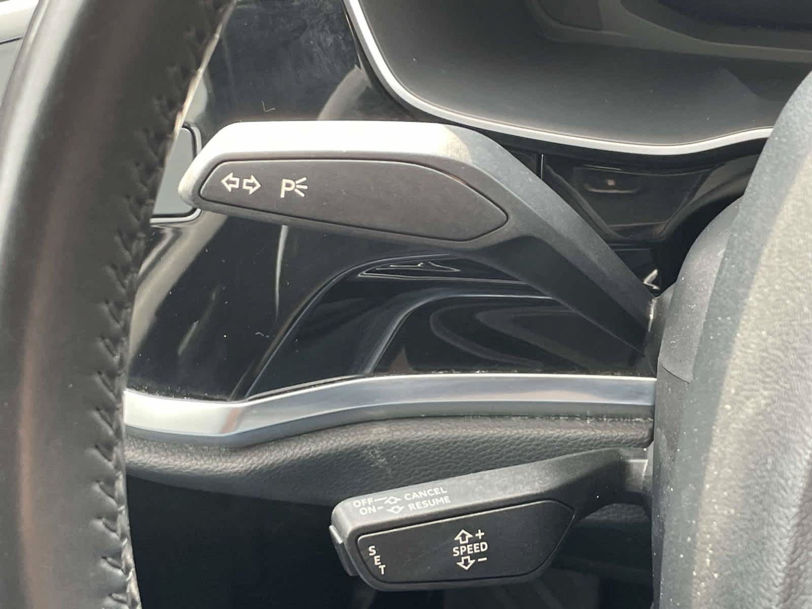 Used 2019 Audi Q3 2.0T Premium AWD/4WD image 37
